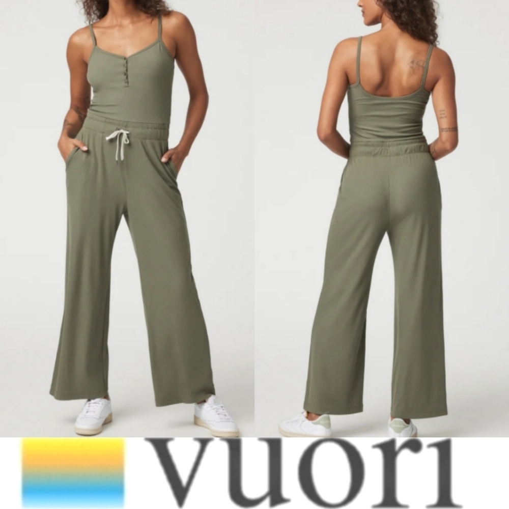 Vuori Pose Henley Jumpsuit NWT Shelf Bra Pockets Drawcord Wide Leg Flare Ribbed